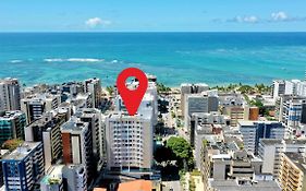2 quartos sendo 1 suíte a 150mt da praia